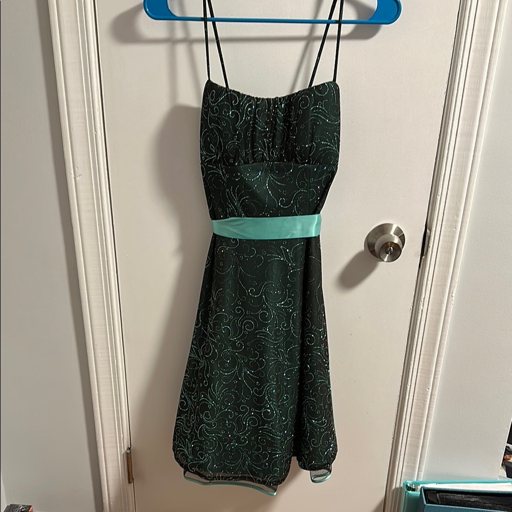 Elegant Green Dress with Sparkly Accents